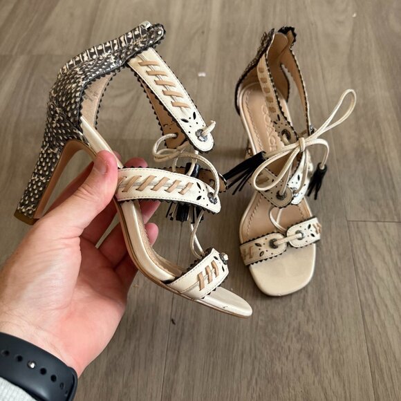 Coach Bella Heel Size 5.5 Color Cream White Black - Picture 1 of 6